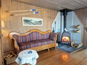 Charming cottage with fantastic views - Image 5