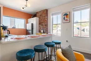 Modern 1br Brick KingBed +Close to DT - Image 4