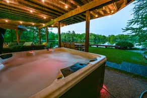 Lakefront 4BR | IndoorPool, Arcade, Kayaks | 21ppl - Image 3