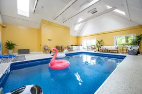Lakefront 4BR | IndoorPool, Arcade, Kayaks | 21ppl - Image 2