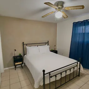 Prime Area | Near Airport | 17 Min Downtown - Image 3