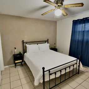 Prime Area | Near Airport | 17 Min Downtown - Image 2