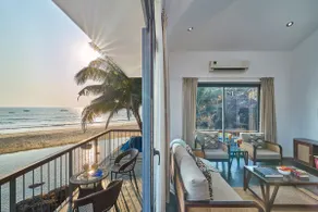 3BR Coastal Villa w/ Pool & Beach Access, Khavane - Image 4