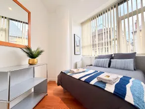 Air-conditioned loft with parking & terrace, close to center, 6 people - Image 4