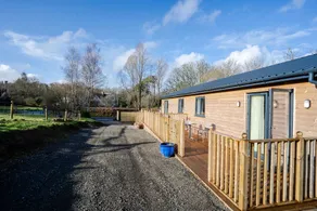 New self-catering studio in stunning location - Image 2