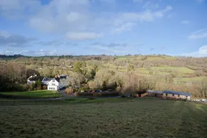 New self-catering studio in stunning location - Image 5