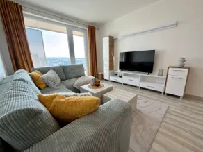 Luxury Urban Retreat, Terrace & View - Image 2
