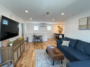 2 Bedroom - 1 Bath apartment in Portland - Image 5