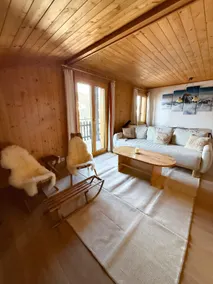 Alpine Cocoon: Breathtaking View, Central & Quiet - Image 4