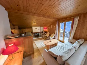 Alpine Cocoon: Breathtaking View, Central & Quiet - Image 3