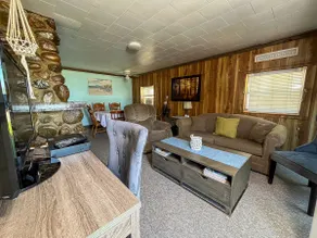 Cozy Port Bruce Cottage - Image 5