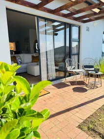 Forest View Luxury Hilton Home - Image 2