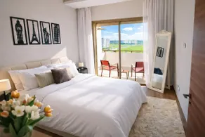 Modern Cozy Apartment in Prime Location - Image 2