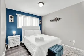 Sand & Sky Suite | ~Smart TV's ~Full Kitchen - Image 4