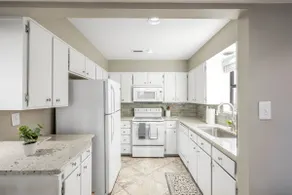2BR + 2 baths: Fully Stocked! Ready for move in! - Image 5