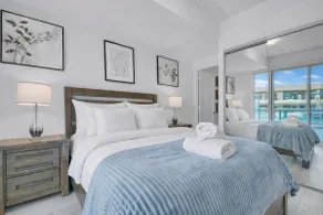 Executive 3BR Luxe Condo Suite @ Friday Harbour - Image 2