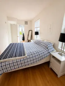 Vintage Loft Style Apartment in Fells Point - Image 4