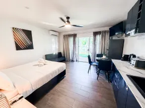 WhitsunStays - The Black Pearl - Image 4