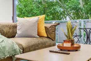 Rooftop 2 Bed Apt With Terrace at Newtown - Image 3