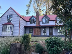 Bonza Family Retreat - Image 2