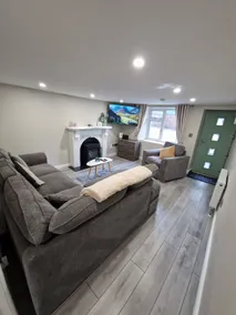 Town Cottage - Image 2