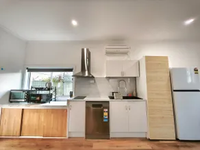 Private 1BR Retreat: Kitchen+Bath+NBN | near MONA - Image 4