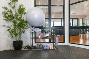 Bribie Waterfront Retreat w/ Pool, Gym & Pontoon - Image 5