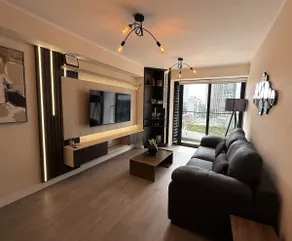 1 Bedroom ApartmentAparts4Days Gym Pool Jacuzzi - Image 2