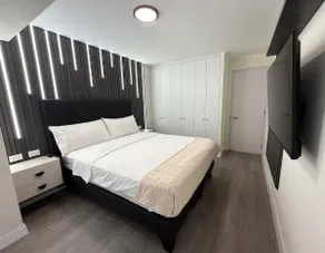 1 Bedroom ApartmentAparts4Days Gym Pool Jacuzzi - Image 3