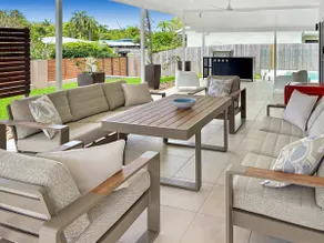 Clifton Beach Escape With Heated* Pool & SPA - Image 3