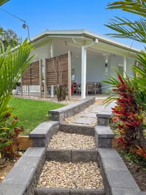 Clifton Beach Escape With Heated* Pool & SPA - Image 2
