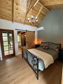 Amoré Cabin - Image 5