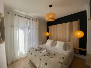 Le Saint Jean, parking and air conditioning - Image 2