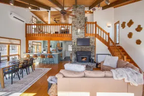 Bluebird Cabin in the Catskill Mountains - Image 5