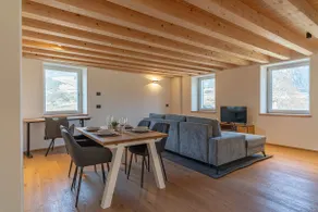 Duplex Cermis | Spacious w/ prkg space and deposit - Image 2