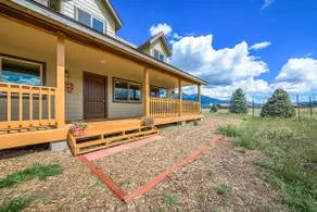 Charming Craftsman Escape Minutes from Snowbowl - Image 4