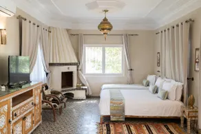 Private oasis • Pool, hammam and staff - Image 3