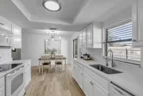 Blue Door River House | Fenced Yard & Pet Friendly - Image 3