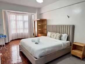Serene 2-Bedroom in UpperHill. Pool, Gym & Parking - Image 4