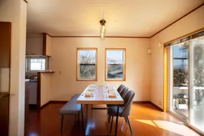 [2 minutes by car from Roadside Station Kugino] Spacious villa with a view of Mt. Aso and a fireplace - Image 3