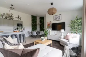 Stylish Home for 9 Guests - Balcony - Nature Views - Image 2