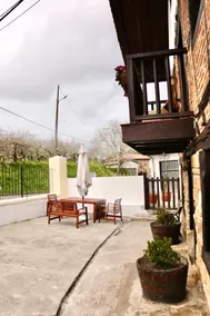 Eskinakoetxe - Tourist accommodation for groups in Urdaibai - Image 3