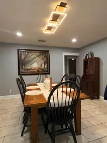 Modern & Cozy Home Near Airport & Downtown - Image 3