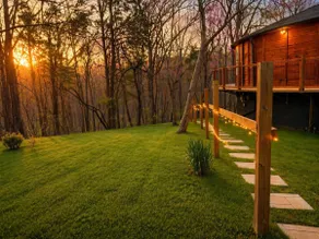 Lakefront Treehouse | Hot Tub•Game Room•Fire Pit - Image 5