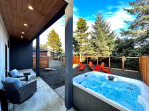 2 Villas • Sleeps 21 • Theater • Sauna • Hot Tubs - Image 5