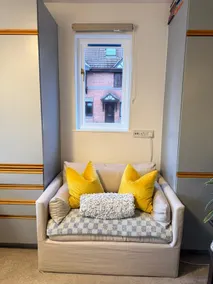 The Woking Suite Designer Flat near Town Centre - Image 3