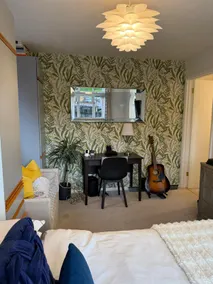 The Woking Suite Designer Flat near Town Centre - Image 4