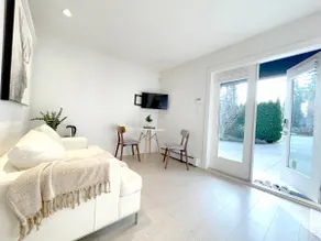 Entire Cozy Hideaway: Easy Nature Access + Parking - Image 3