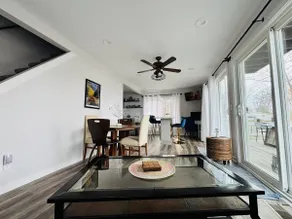 Duck Lake Modern Lakefront Retreat - Image 3