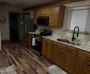 Rustic Luxury | Brand-New Wyatt Earp Cabin - Image 5